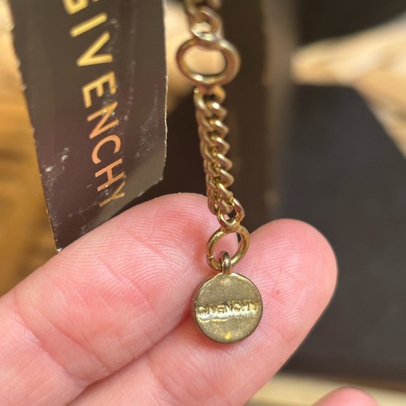 New with tags Givenchy necklace - Picture 5 of 6